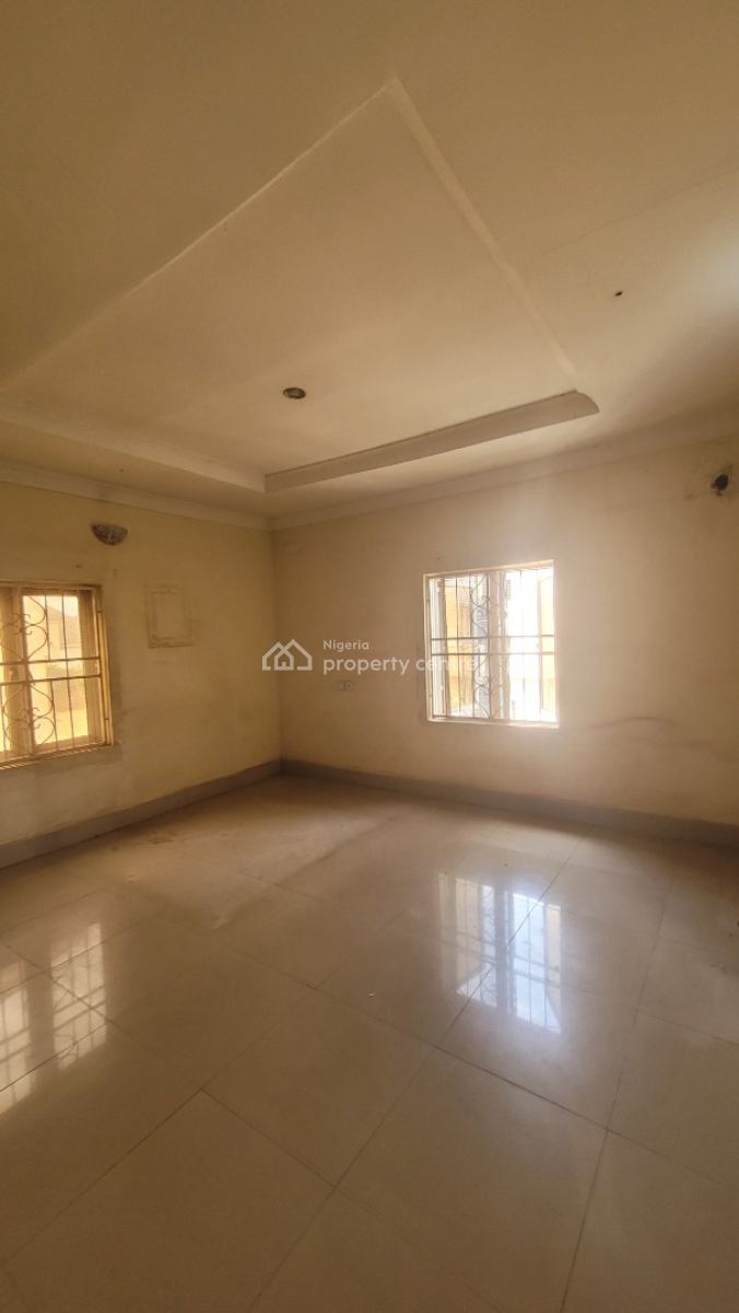 Luxury 2 Bedroom Flat on The 2nd Floor, By American International School, Durumi, Abuja, Flat / Apartment for Rent