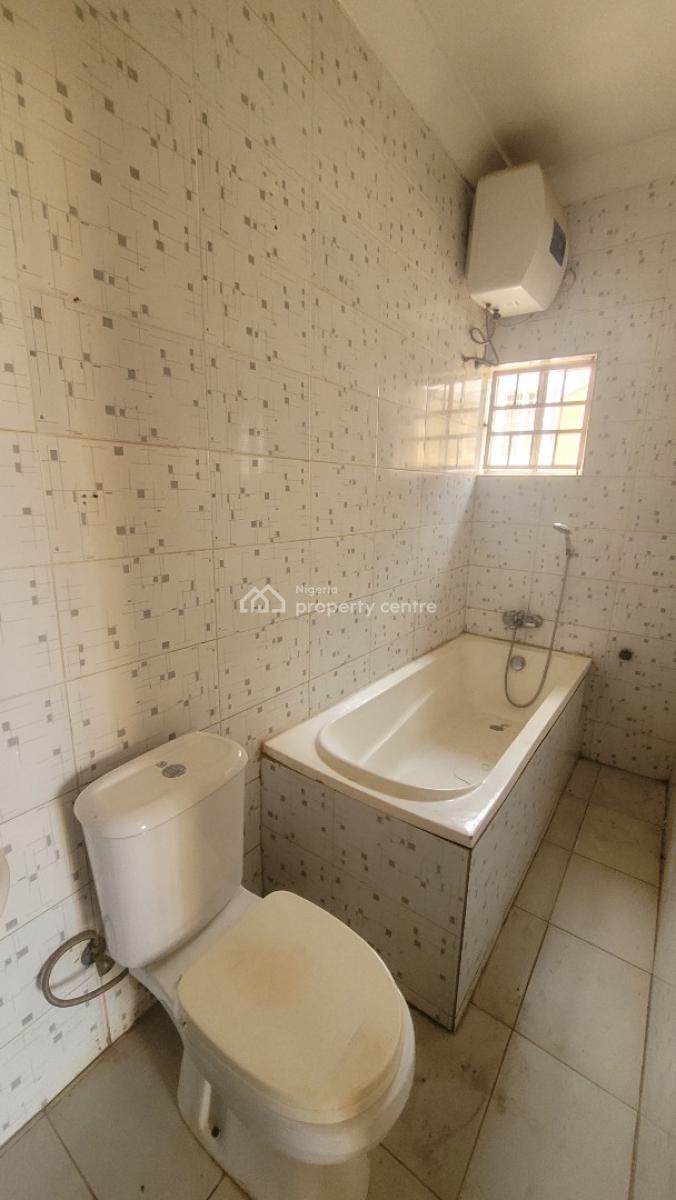 Luxury 2 Bedroom Flat on The 2nd Floor, By American International School, Durumi, Abuja, Flat / Apartment for Rent