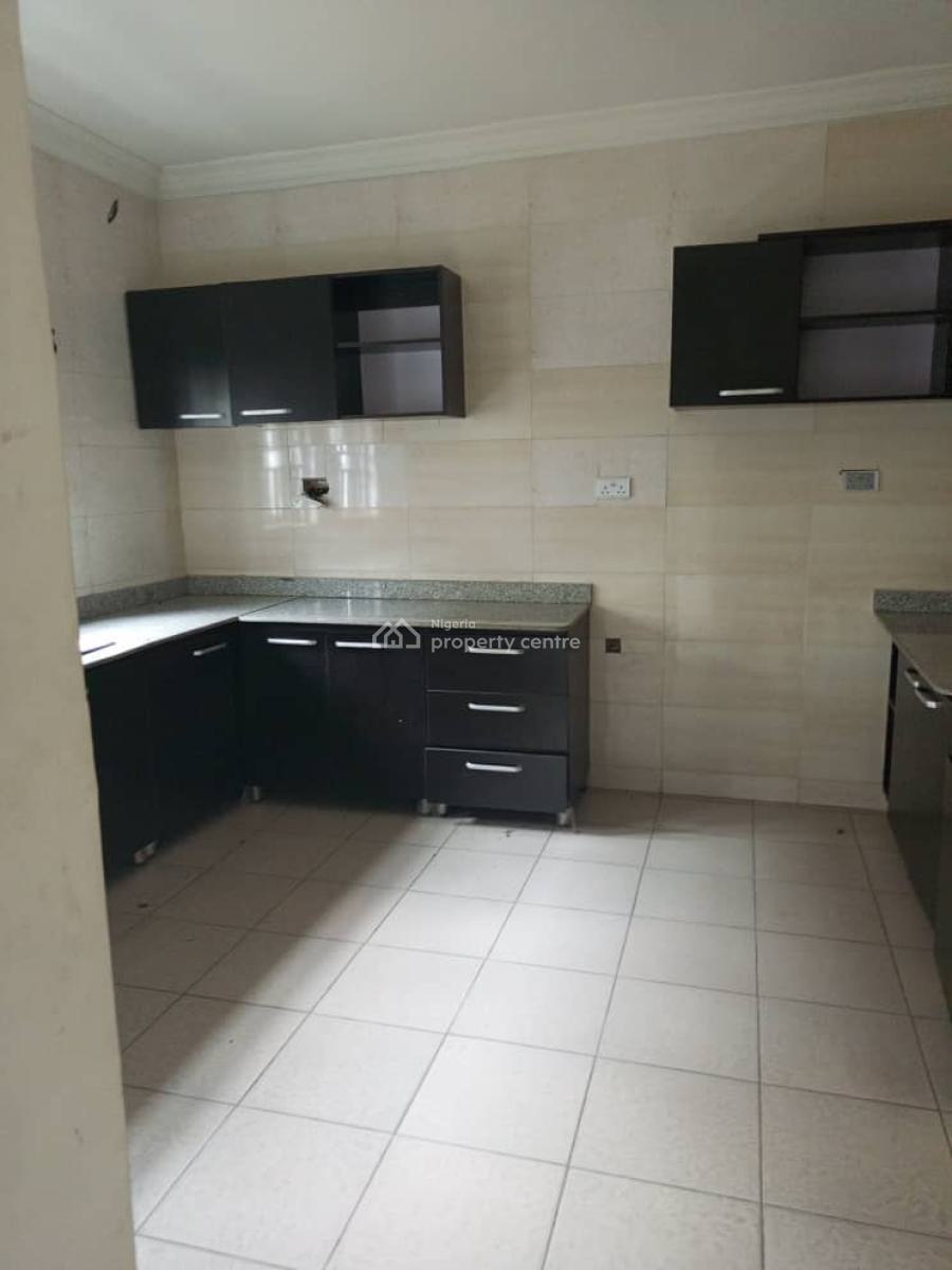 Spacious 4-bedroom Fully Detached House, Lekki Phase 1, Lekki, Lagos, Detached Duplex for Rent