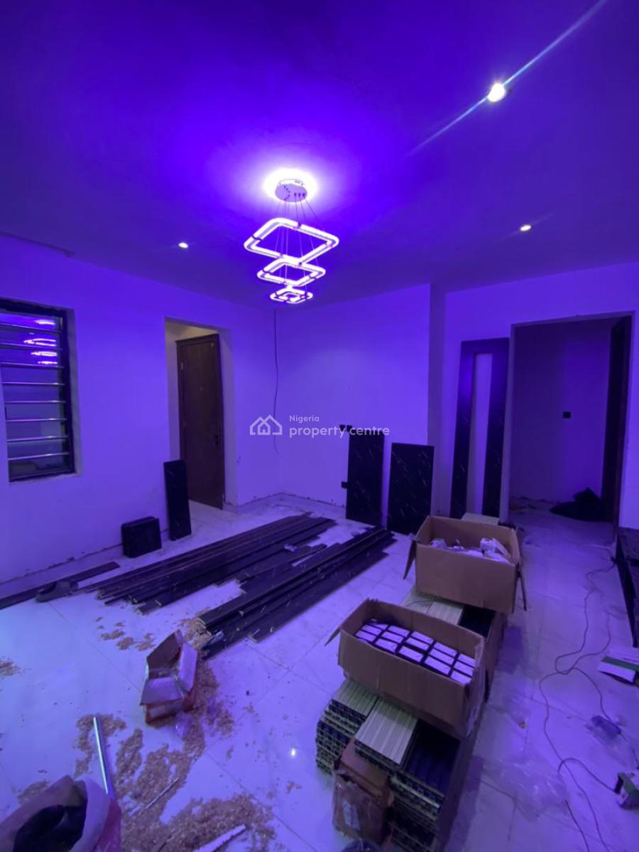 Luxury 2 Bedroom Apartments, Lekki Phase 1, Lekki, Lagos, Block of Flats for Sale