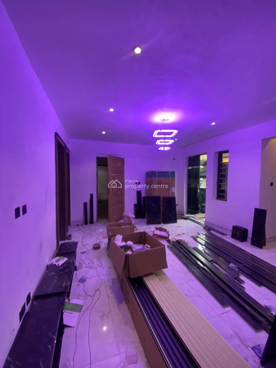 Luxury 2 Bedroom Apartments, Lekki Phase 1, Lekki, Lagos, Block of Flats for Sale
