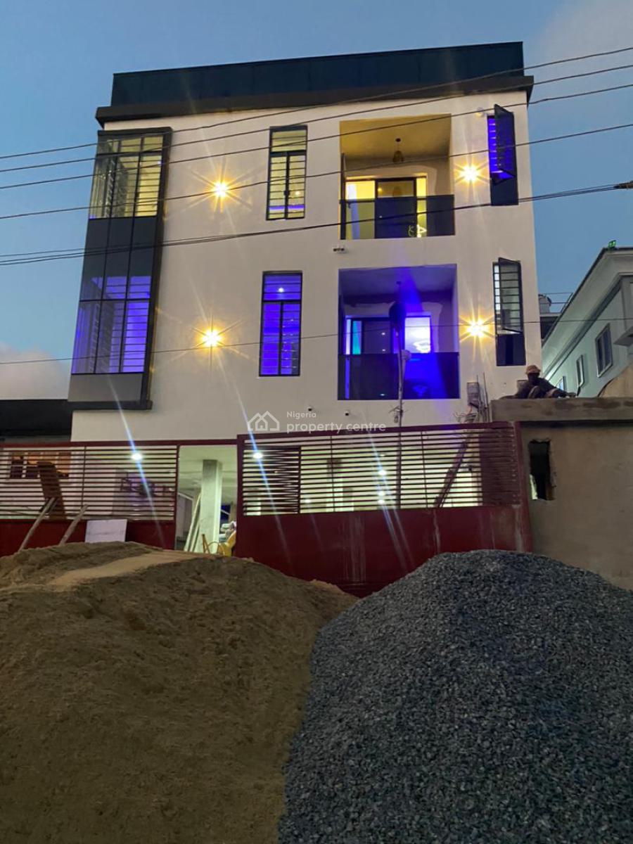 Luxury 2 Bedroom Apartments, Lekki Phase 1, Lekki, Lagos, Block of Flats for Sale