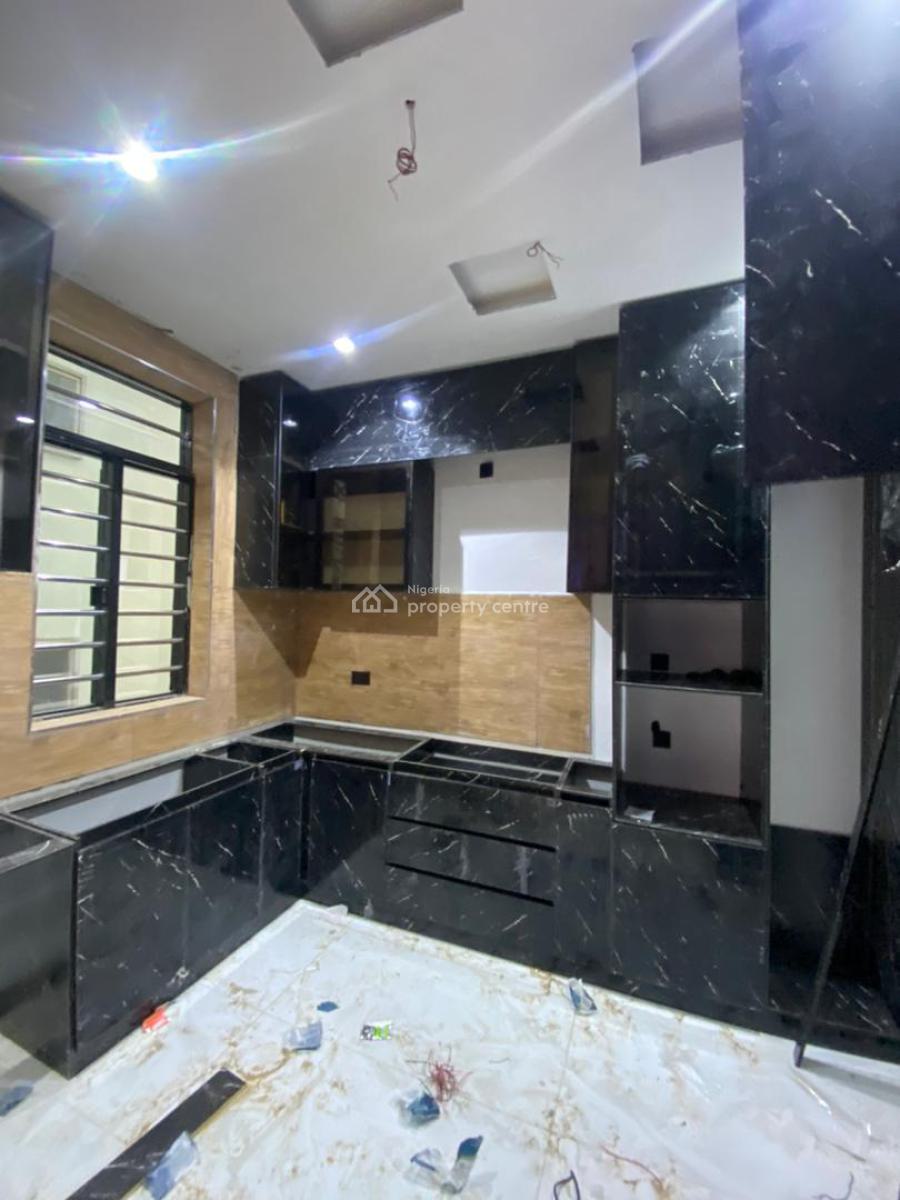Luxury 2 Bedroom Apartments, Lekki Phase 1, Lekki, Lagos, Block of Flats for Sale