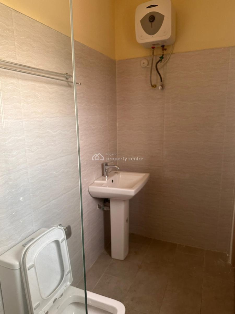 2 Bedroom Flat, Lekki Phase 1, Lekki, Lagos, Flat / Apartment for Rent