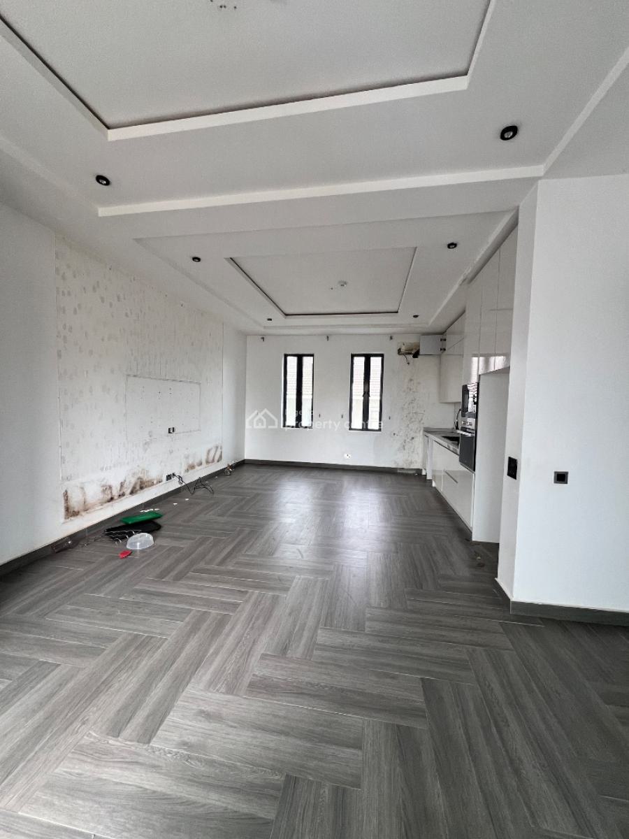 Spacious 1 Bedroom Apartment, Lekki Phase 1, Lekki, Lagos, Flat / Apartment for Rent