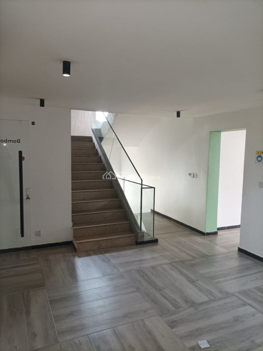 5-bedroom Split Level House with Bq Suited for Commercial Use, Lekki Phase 1, Lekki, Lagos, Commercial Property for Rent