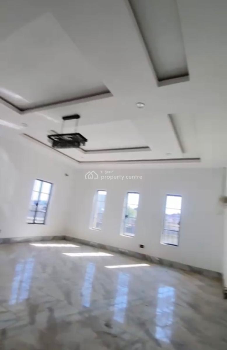 Exquisite 5 Bedroom En-suite Duplex + Bq+ Large Car Park, Lugbe District, Abuja, Detached Duplex for Sale