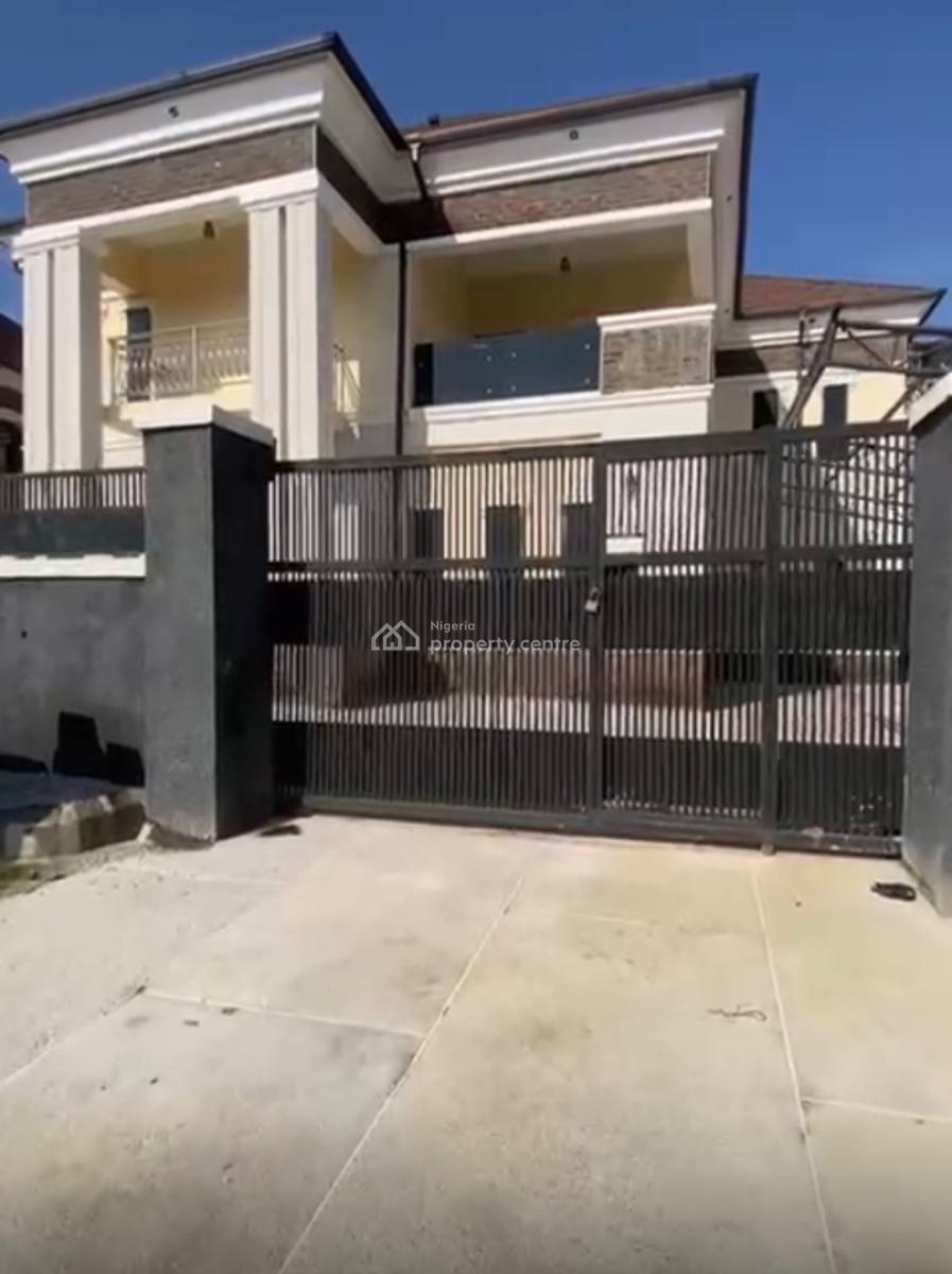 Exquisite 5 Bedroom En-suite Duplex + Bq+ Large Car Park, Lugbe District, Abuja, Detached Duplex for Sale