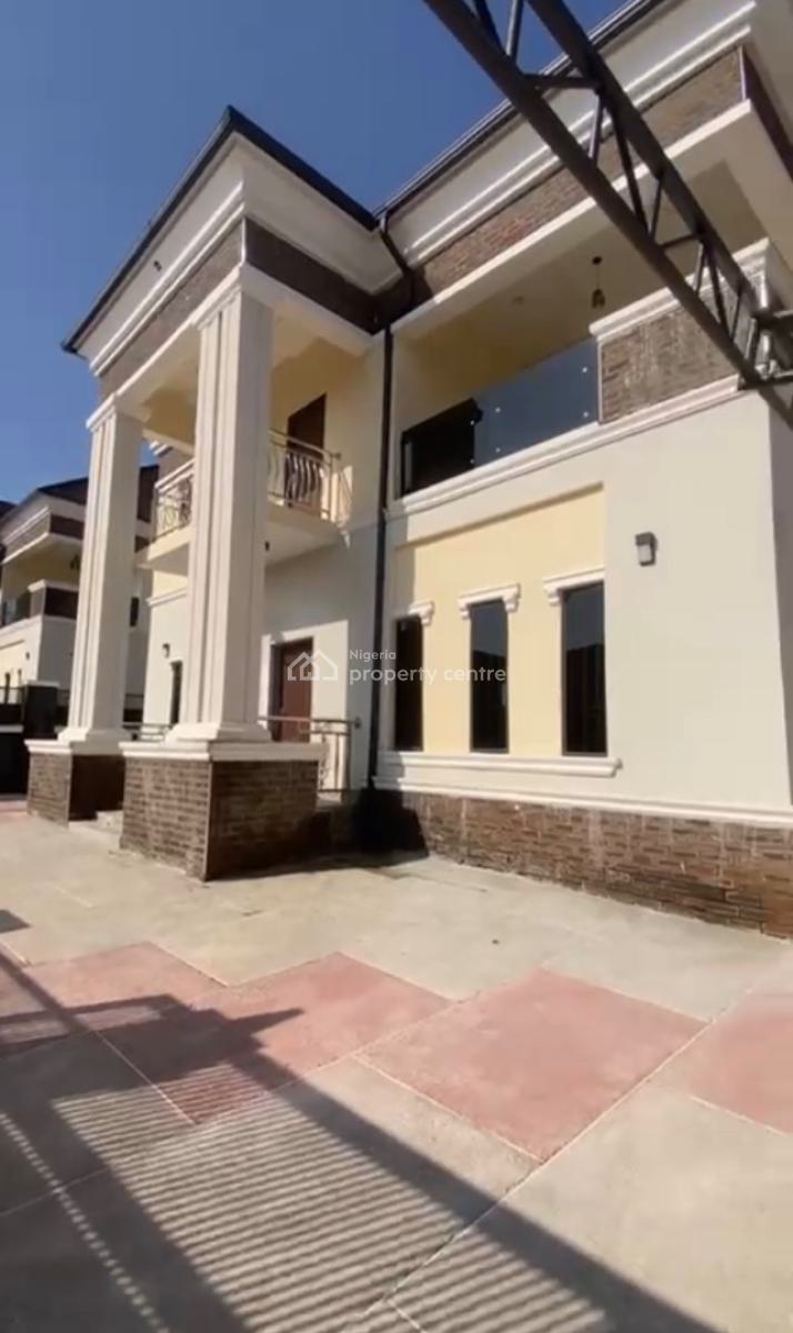 Exquisite 5 Bedroom En-suite Duplex + Bq+ Large Car Park, Lugbe District, Abuja, Detached Duplex for Sale