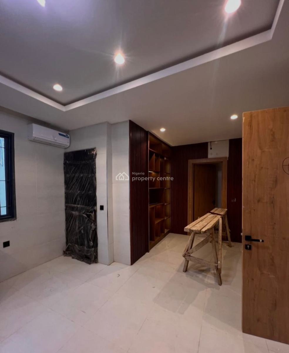 5bedroom Semi Detached Duplex with a Bq, Asokoro District, Abuja, Semi-detached Duplex for Rent