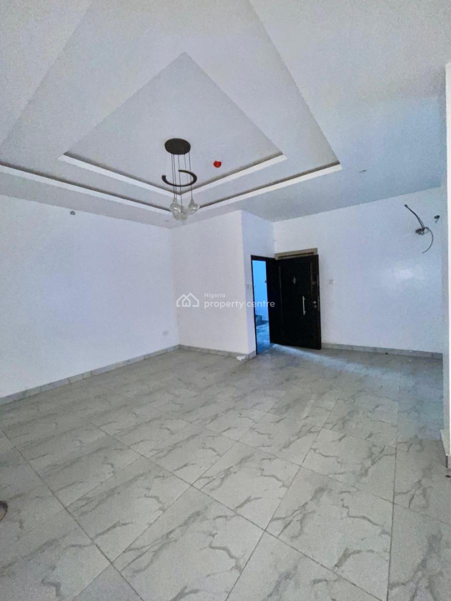 Well-maintained Apartment with Spacious Rooms & High Ceiling, Idado, Lekki, Lagos, Flat / Apartment for Sale