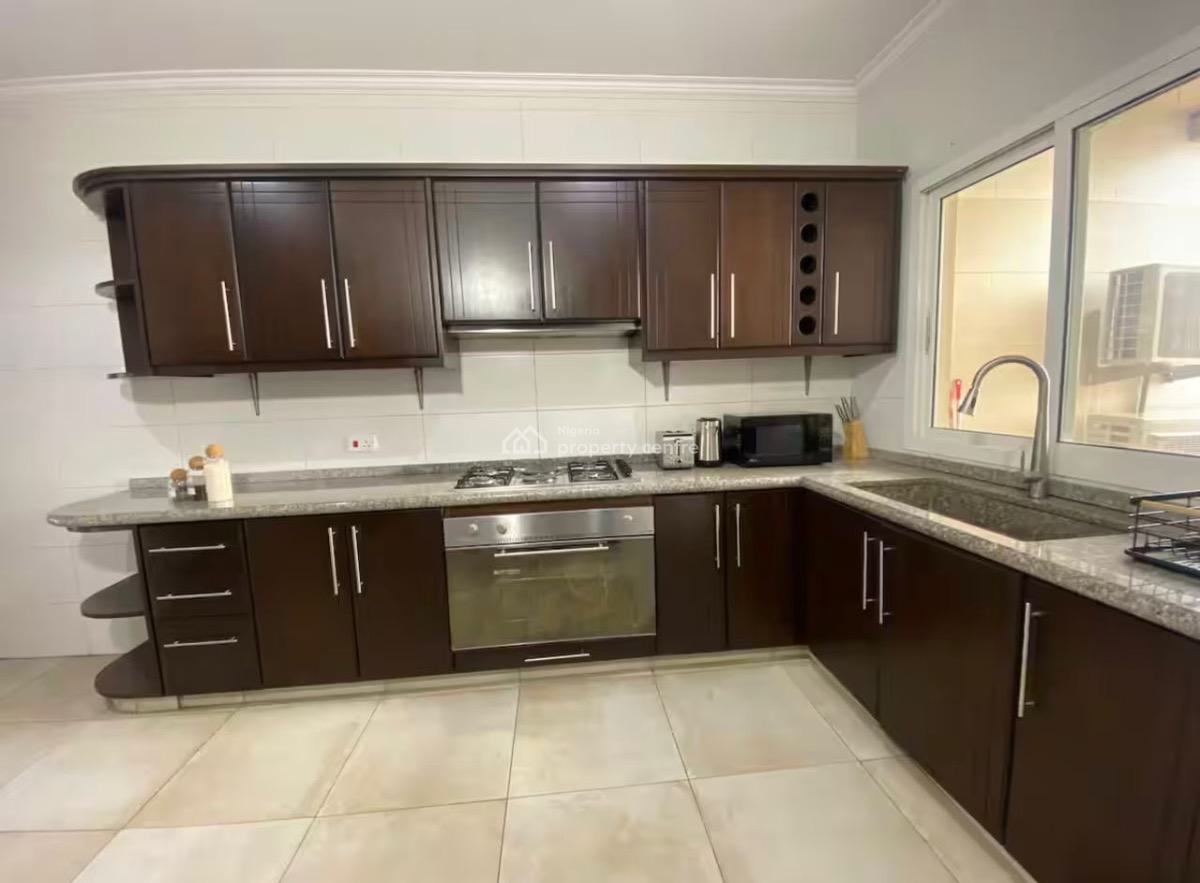 Luxury 3 Bedroom Apartment with Pool, Ikoyi, Lagos, Flat / Apartment Short Let