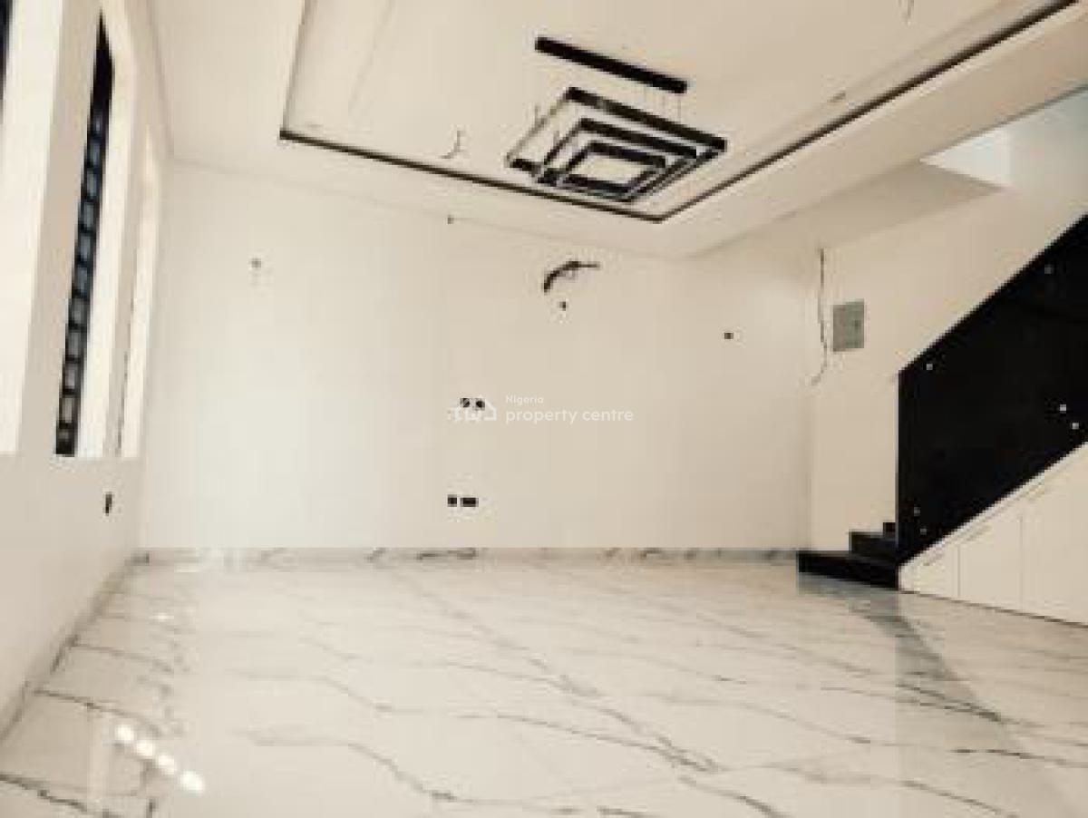 4 Bedroom Semi-detached Duplex Plus 2 Rooms, Off Platinum Way, Jakande, Lekki, Lagos, Semi-detached Duplex for Sale