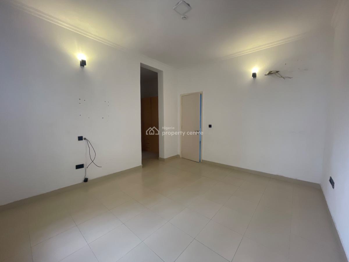 a 3 Bedroom Terrace with Swimming Pool and Bq, Lekki Phase 1, Lekki, Lagos, Terraced Duplex for Rent