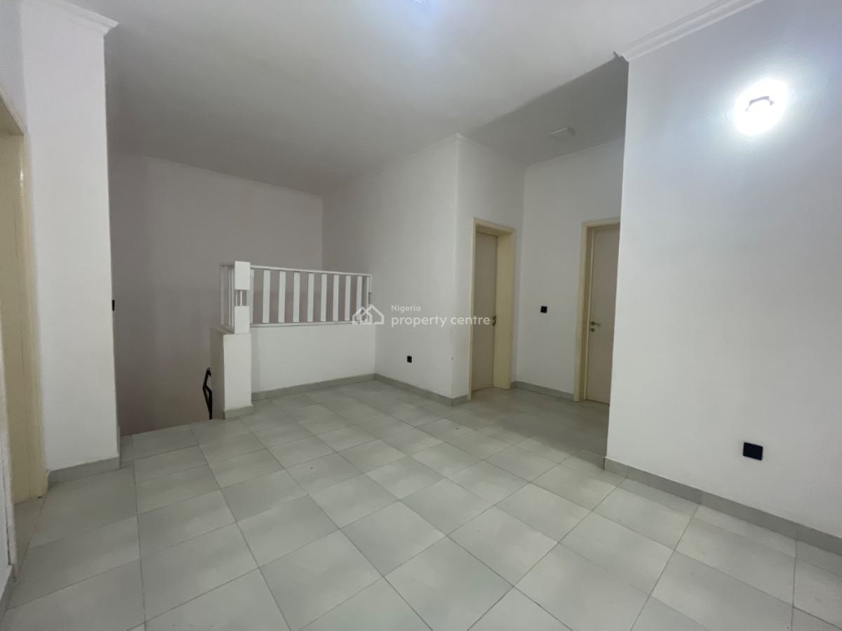 a 3 Bedroom Terrace with Swimming Pool and Bq, Lekki Phase 1, Lekki, Lagos, Terraced Duplex for Rent