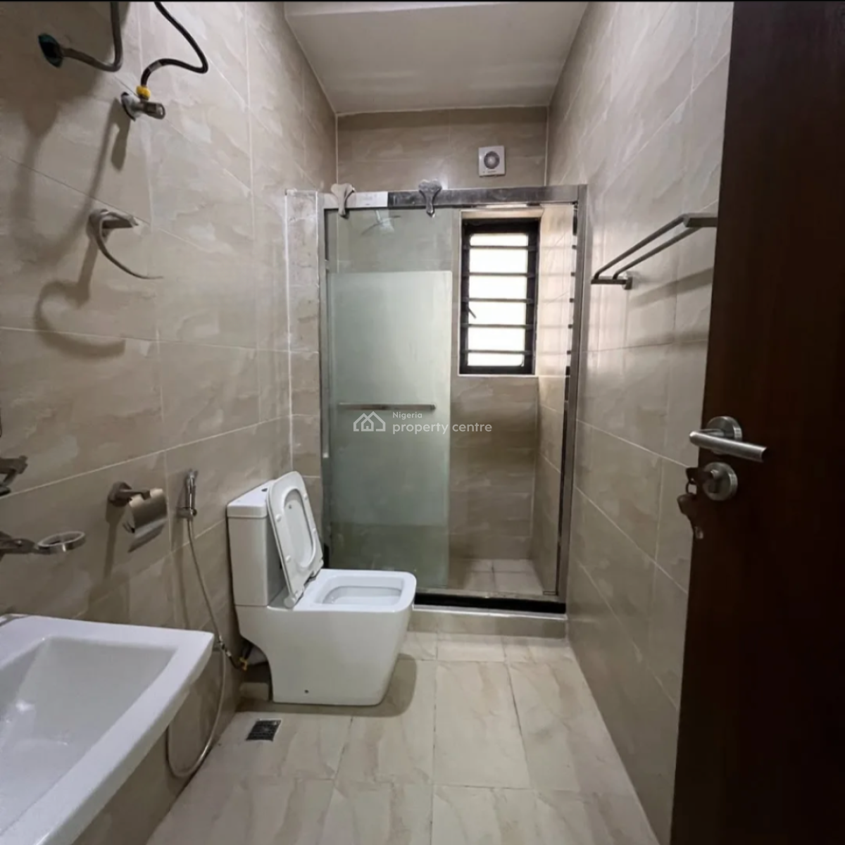 Exquisite 4 Bedroom Duplex in a Serviced Court, Off Gbangala Street, Ikate Elegushi, Lekki, Lagos, House for Rent