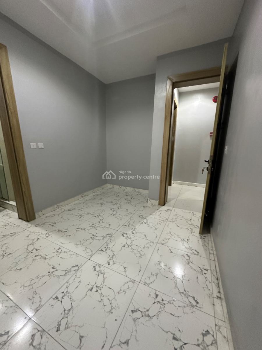 3 Bedroom Flat, Off Admiralty Way, Lekki Phase 1, Lekki, Lagos, Flat / Apartment for Rent