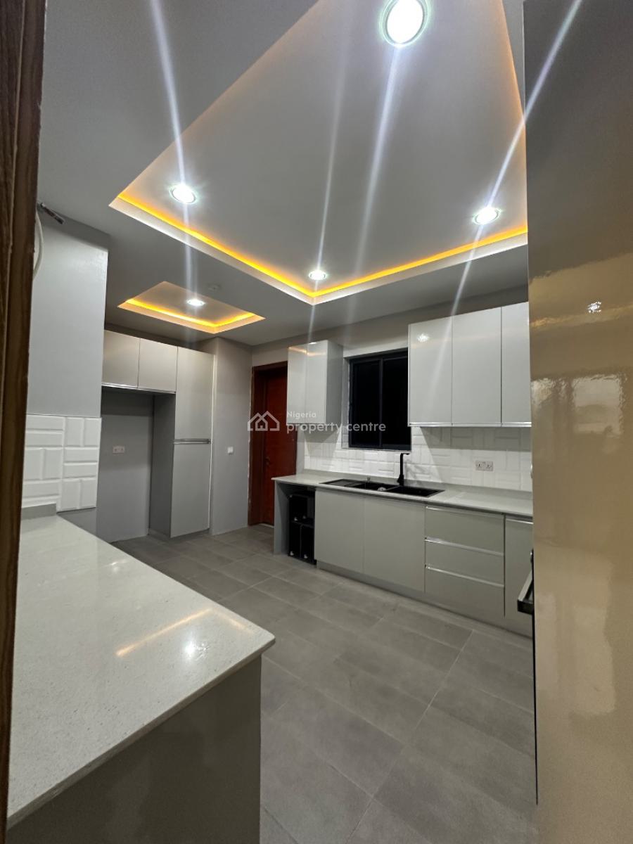 3 Bedroom Flat, Off Admiralty Way, Lekki Phase 1, Lekki, Lagos, Flat / Apartment for Rent
