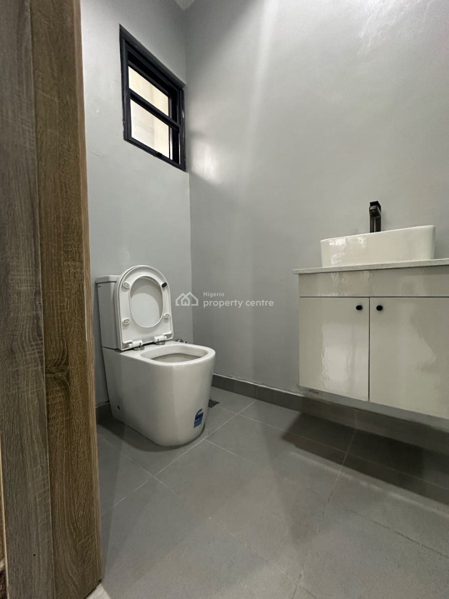 3 Bedroom Flat, Off Admiralty Way, Lekki Phase 1, Lekki, Lagos, Flat / Apartment for Rent