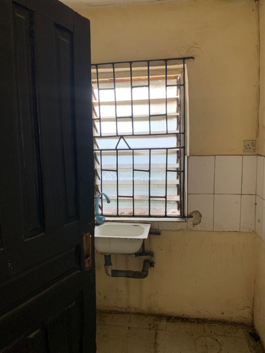 Luxury Mini Flat, Gra Phase 1, Magodo, Lagos, Mini Flat (room and Parlour) for Rent