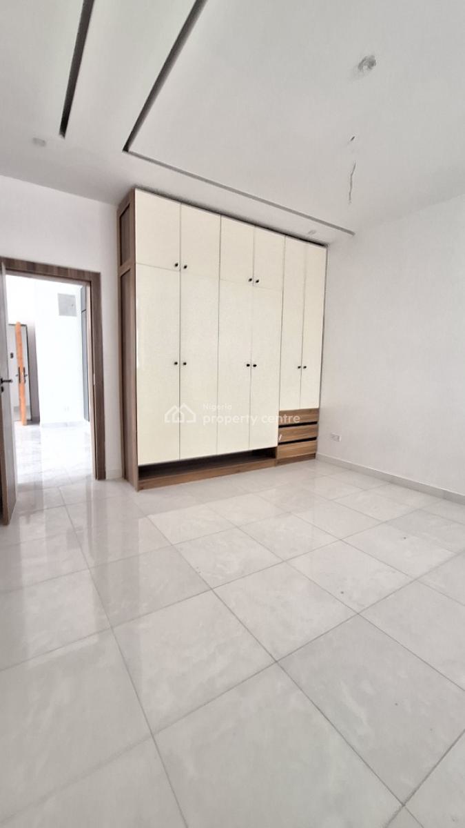 2 Bedroom Apartment, Off T.f Kuboye, Lekki Phase 1, Lekki, Lagos, Flat / Apartment for Sale