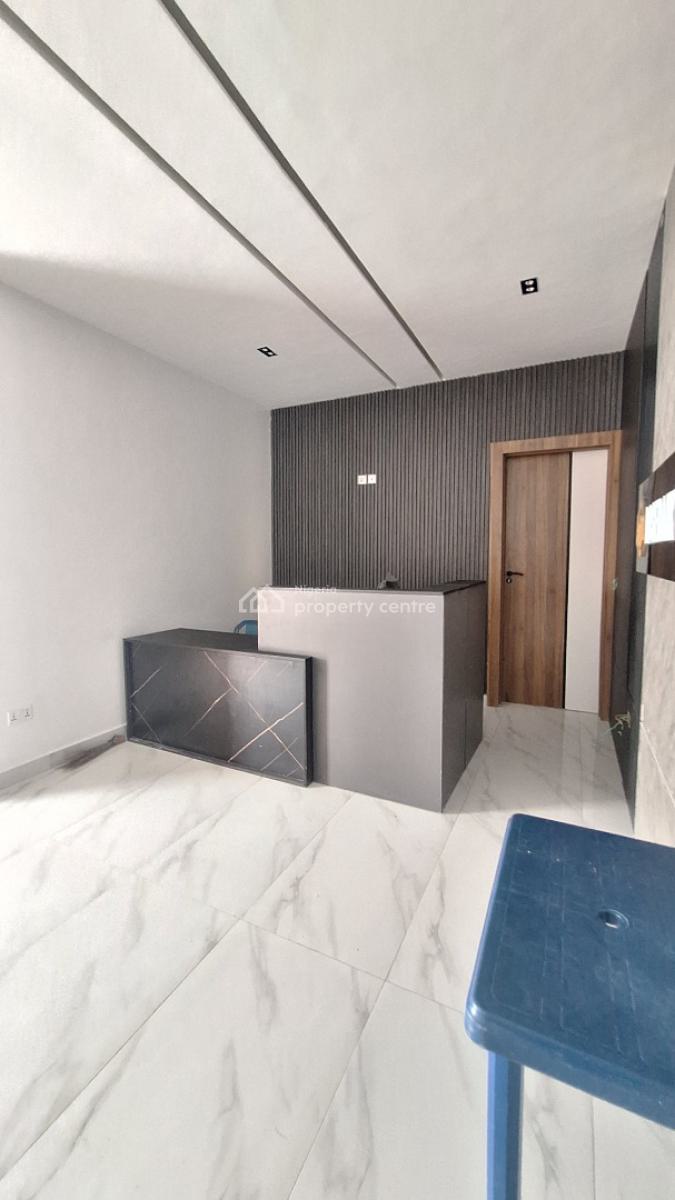 2 Bedroom Apartment, Off T.f Kuboye, Lekki Phase 1, Lekki, Lagos, Flat / Apartment for Sale