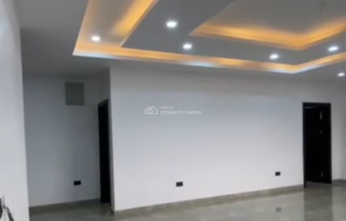 Luxury & Spacious 3 Bedroom Penthouse Apartment Serviced with Elevator, Ifako, Gbagada, Lagos, Flat / Apartment for Sale
