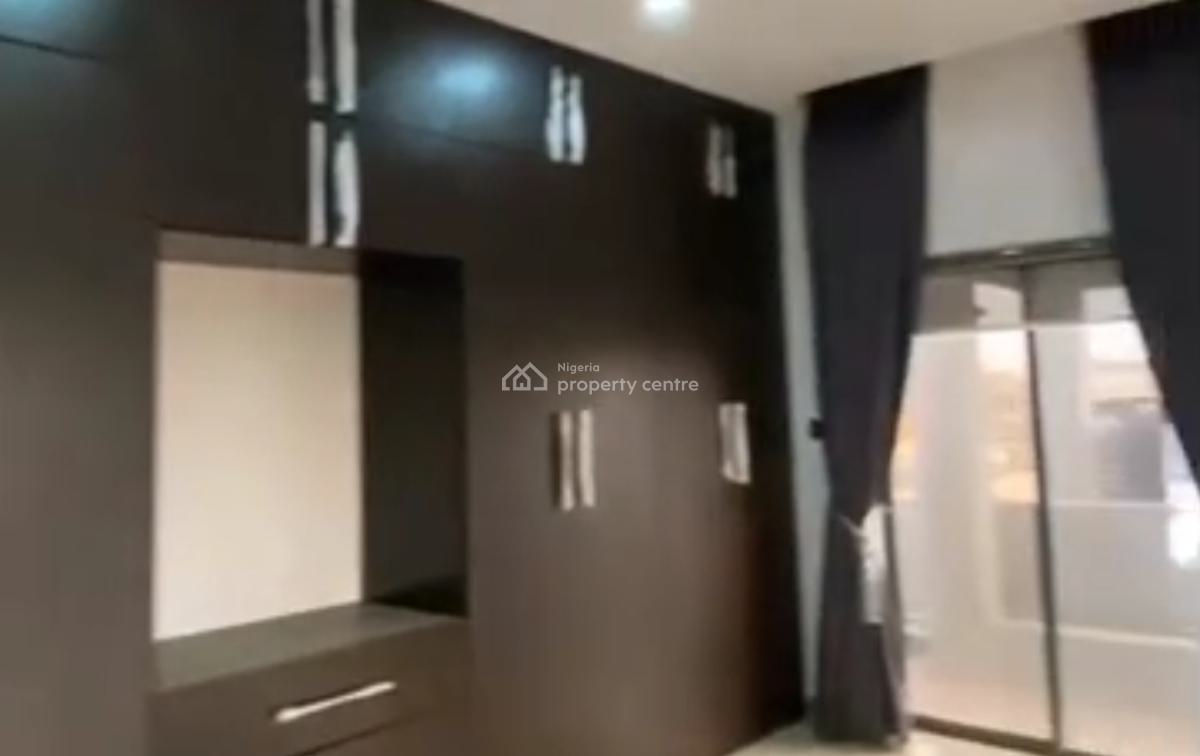 Luxury & Spacious 3 Bedroom Penthouse Apartment Serviced with Elevator, Ifako, Gbagada, Lagos, Flat / Apartment for Sale