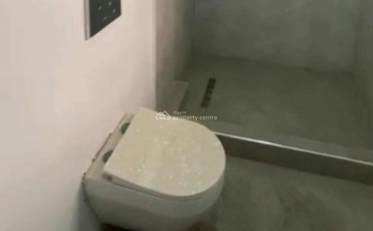 Luxury & Spacious 3 Bedroom Penthouse Apartment Serviced with Elevator, Ifako, Gbagada, Lagos, Flat / Apartment for Sale