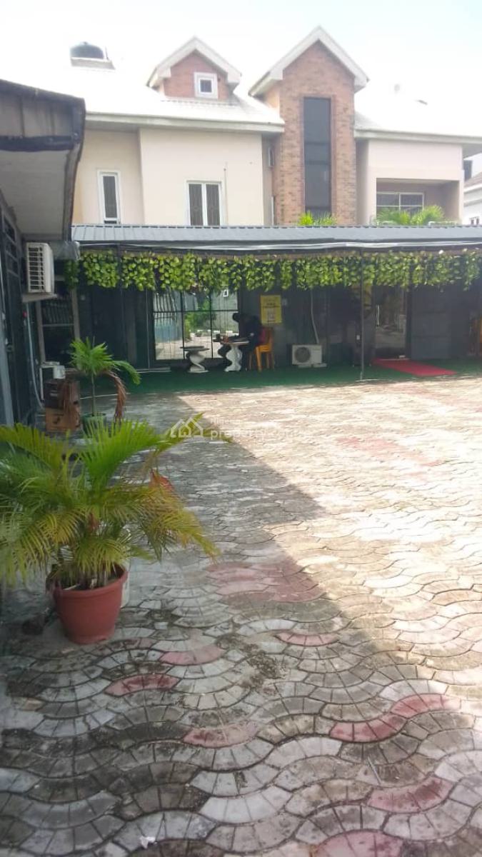 Shop Available, Lekki Phase 1, Lekki, Lagos, Shop for Rent
