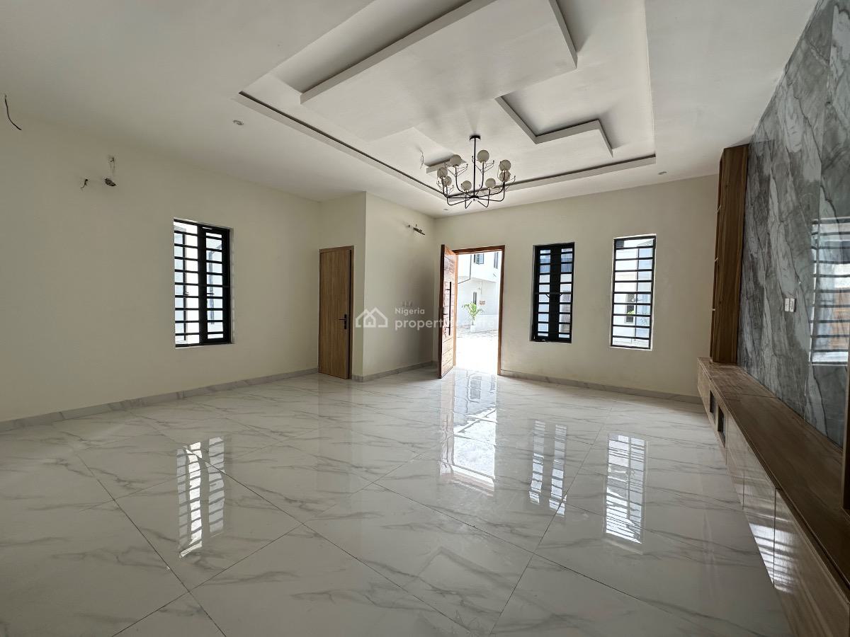 Elegant & Serviced Four Bedroom Semi-detached Duplex with Bq, Vgc, Lekki, Lagos, Semi-detached Duplex for Sale