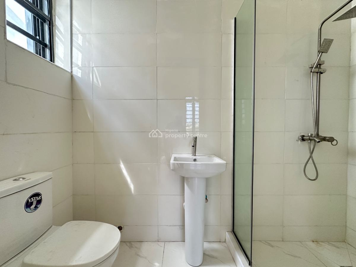 Elegant & Serviced Four Bedroom Semi-detached Duplex with Bq, Vgc, Lekki, Lagos, Semi-detached Duplex for Sale