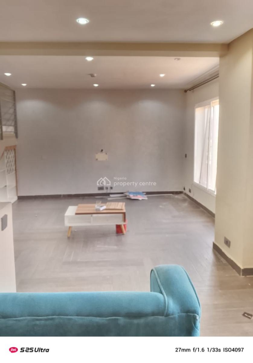 Well Maintained 2 Bedroom Maisonette, Agungi, Lekki, Lagos, Flat / Apartment for Rent