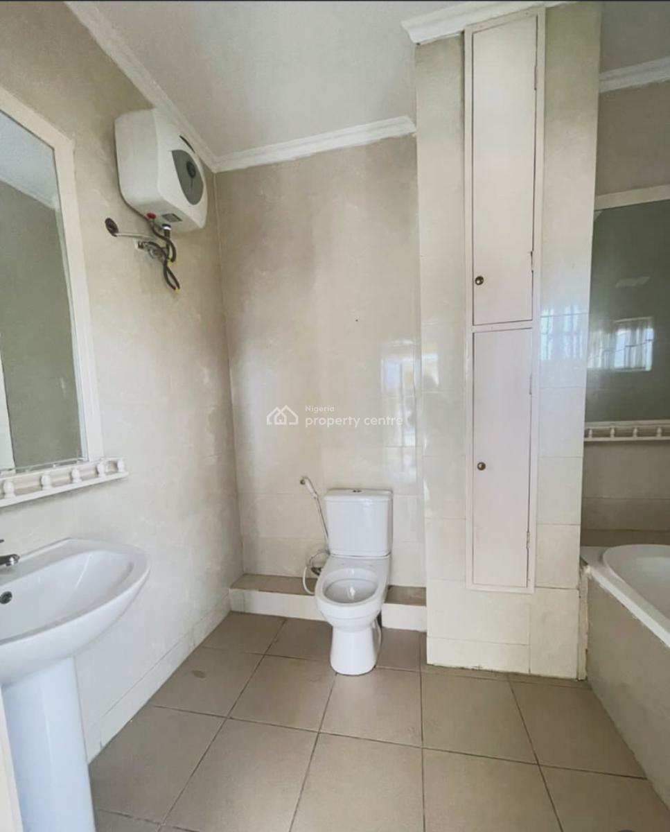 4 Bedroom Semi Duplex with Bq, Osapa, Lekki, Lagos, Semi-detached Duplex for Sale
