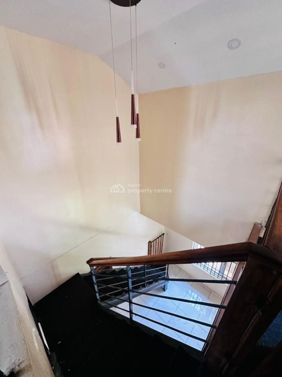 Well Renovated 3 Bedroom  Duplex, Osapa London, Lekki, Lagos, Detached Duplex for Rent