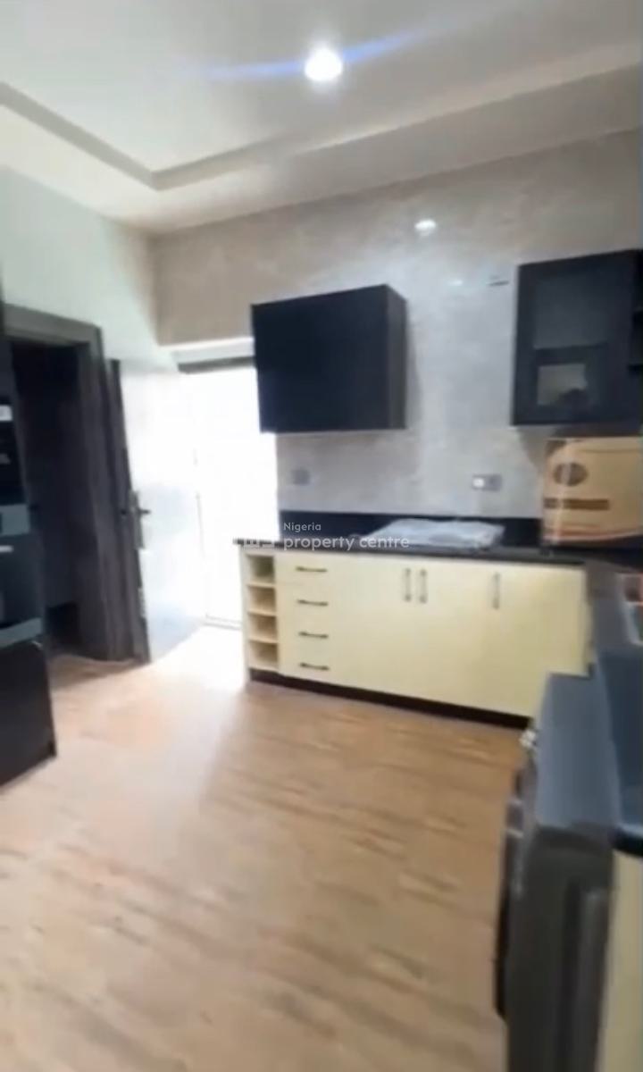 Exquisite 2 Bedroom En Suite Block of Flat, River Park Estate, Lugbe District, Abuja, Block of Flats for Sale