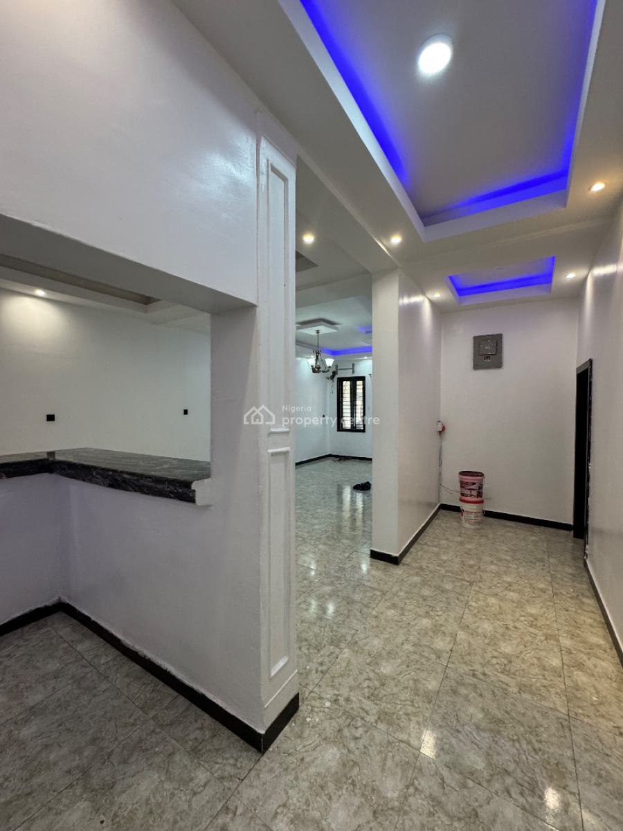 Luxury 3 Bedroom Apartment Self Compound, Chevron, Lekki Expressway, Lekki, Lagos, Flat / Apartment for Rent