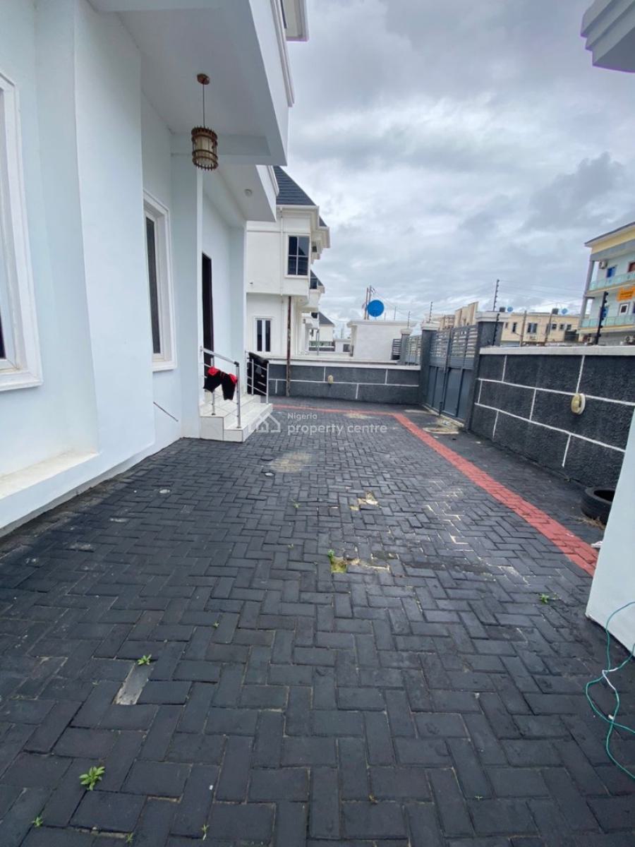 5 Bedrooms Commercial Duplex with Bq, Orchid Road, Lekki Phase 2, Lekki, Lagos, School for Rent