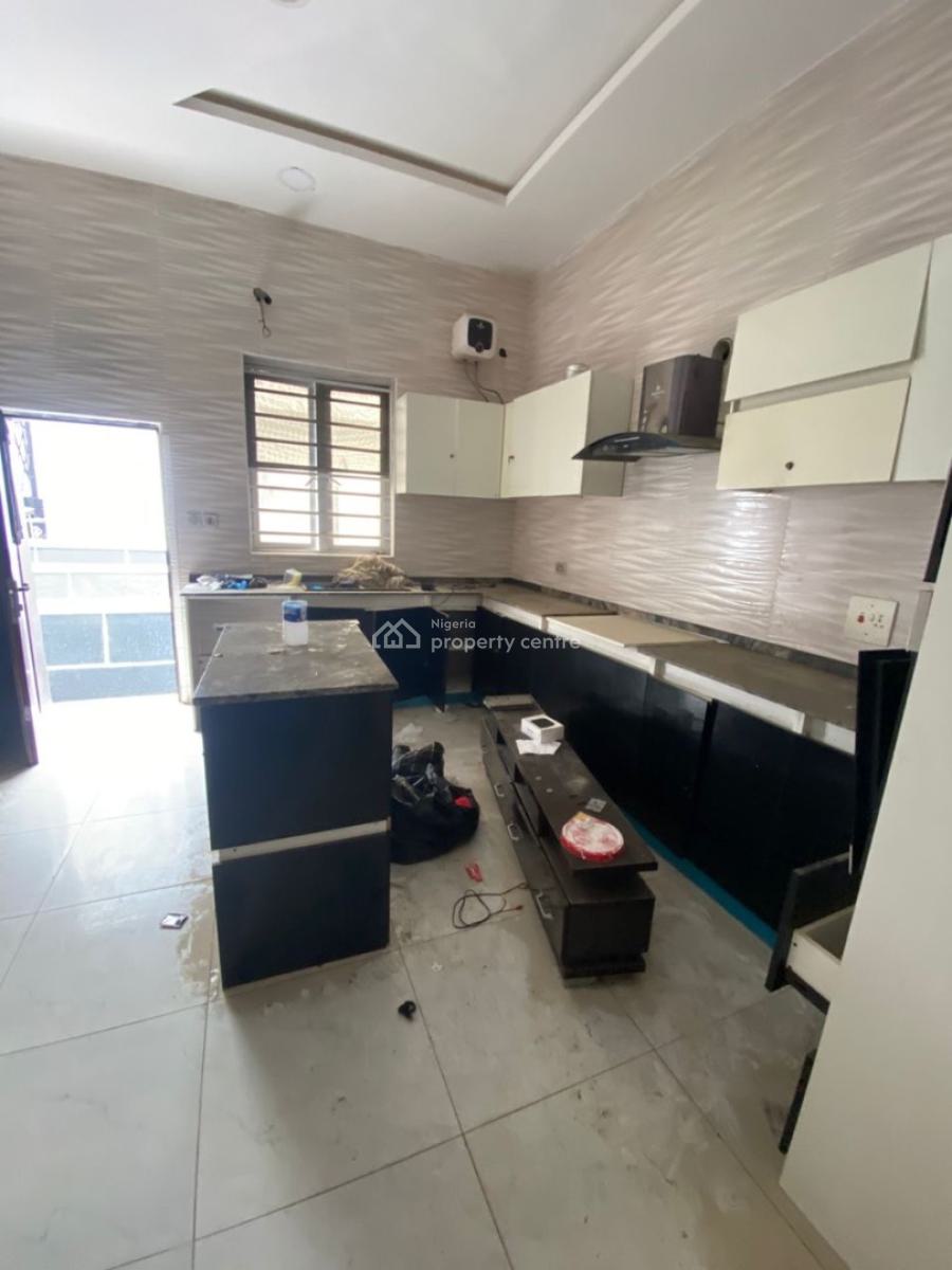 5 Bedrooms Commercial Duplex with Bq, Orchid Road, Lekki Phase 2, Lekki, Lagos, School for Rent