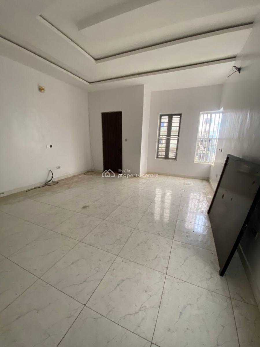 5 Bedrooms Commercial Duplex with Bq, Orchid Road, Lekki Phase 2, Lekki, Lagos, School for Rent