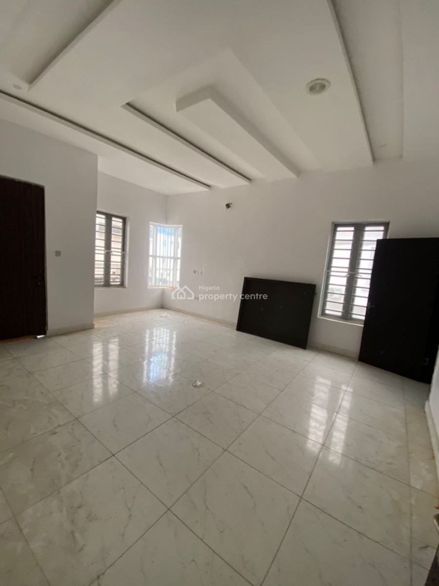 5 Bedrooms Commercial Duplex with Bq, Orchid Road, Lekki Phase 2, Lekki, Lagos, School for Rent