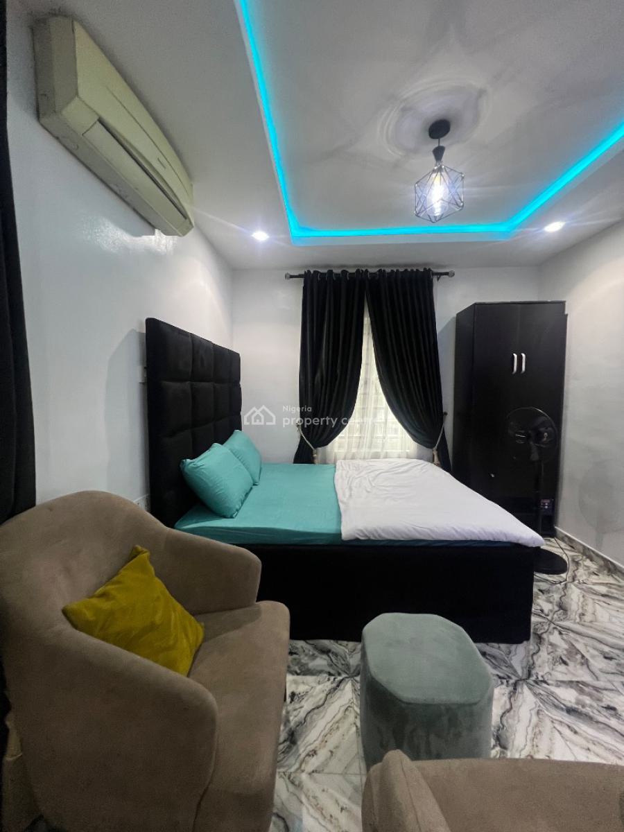 Well Furnished and Serviced Studio Apartment, 8 Lawal Street, Jibowu, Yaba, Lagos, Self Contain (single Rooms) for Rent