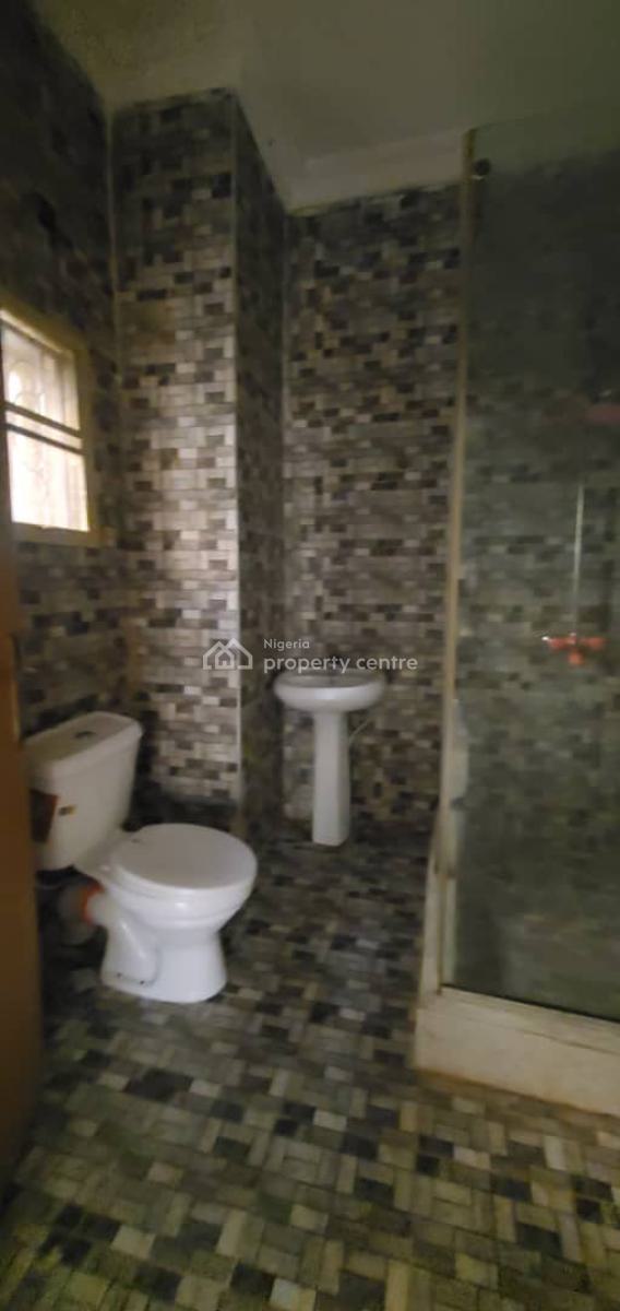 Spacious 2 Bedroom Flat, Osapa, Lekki, Lagos, Flat / Apartment for Rent