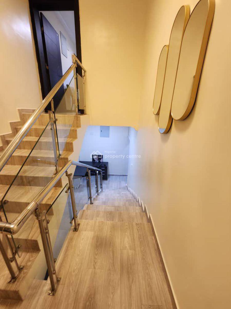 3 Bedrooms Duplex Self Compound, Off Sowemimo Street, Ikeja Gra, Ikeja, Lagos, Detached Duplex Short Let