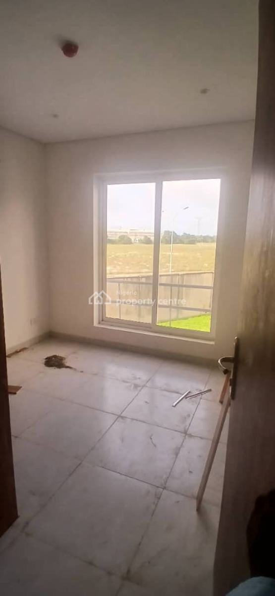 Massive Semi Detached Duplex, Twins Lake Chevron Lekki Lagos, Lekki, Lagos, Flat / Apartment for Rent