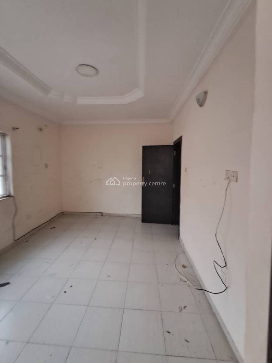 Spacious 2-bedroom Flat Upstairs, Okun Ajah, Ajah, Lagos, Flat / Apartment for Rent