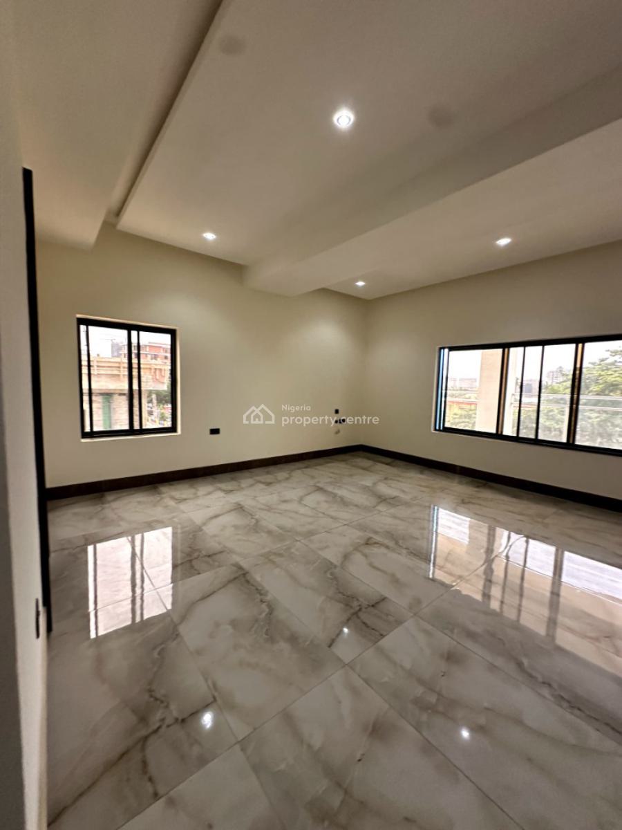5 Bedroom Luxury Penthouse, Off Queens Drive, Ikoyi, Lagos, Flat / Apartment for Sale