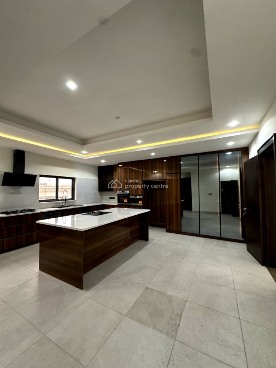 5 Bedroom Luxury Penthouse, Off Queens Drive, Ikoyi, Lagos, Flat / Apartment for Sale
