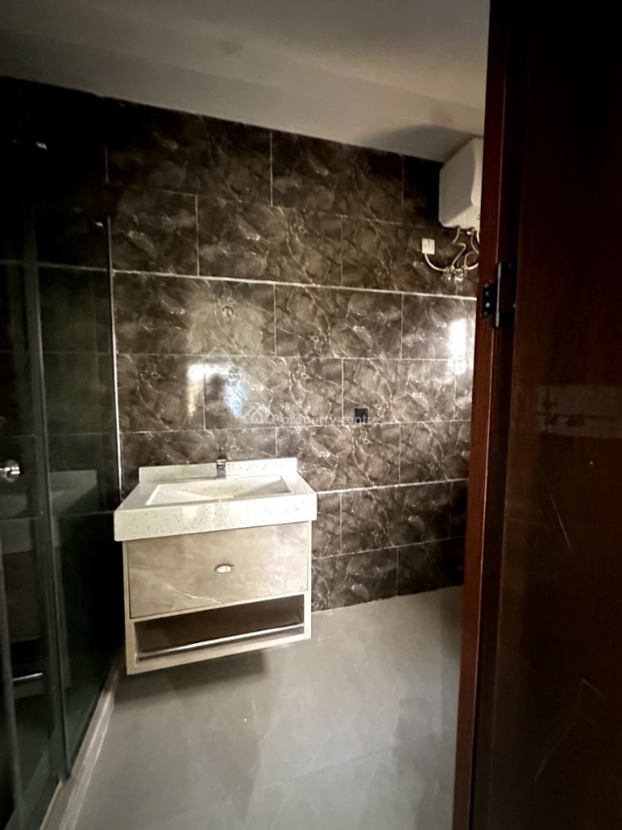 5 Bedroom Luxury Penthouse, Off Queens Drive, Ikoyi, Lagos, Flat / Apartment for Sale