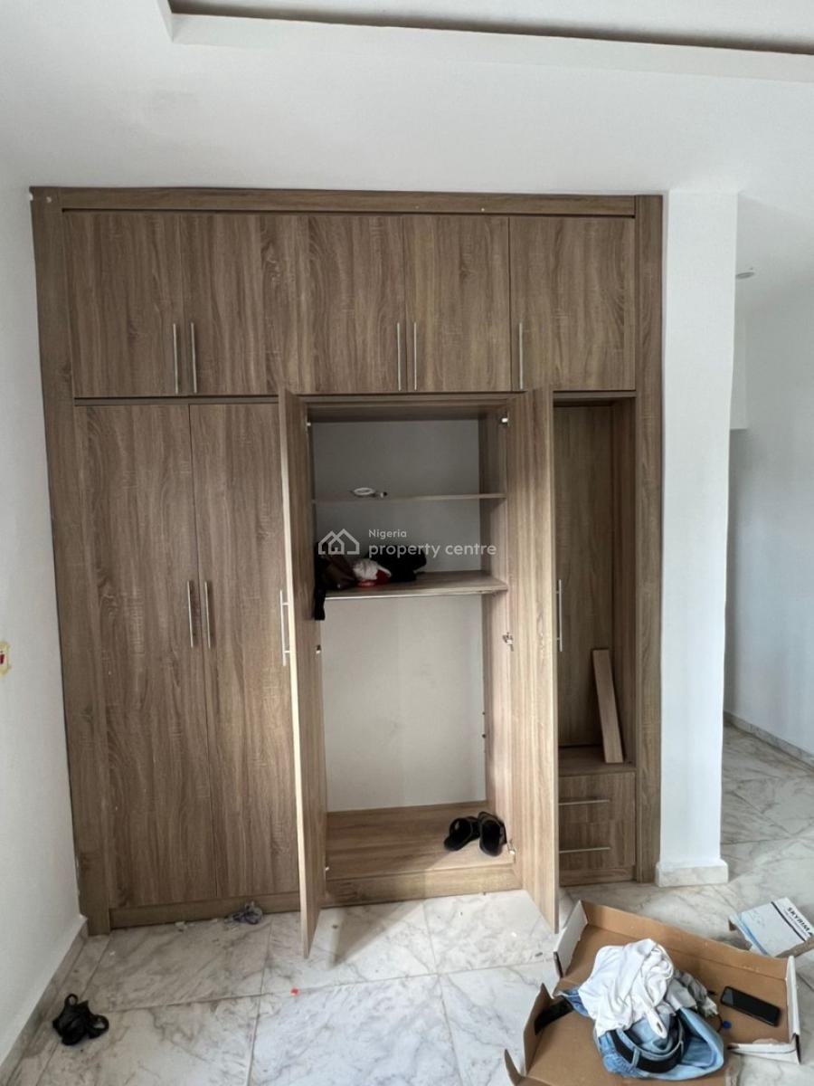 3 Bedroom with Bq 2nd Floor, Stella Maris College Axis, Life Camp, Abuja, Flat / Apartment for Rent